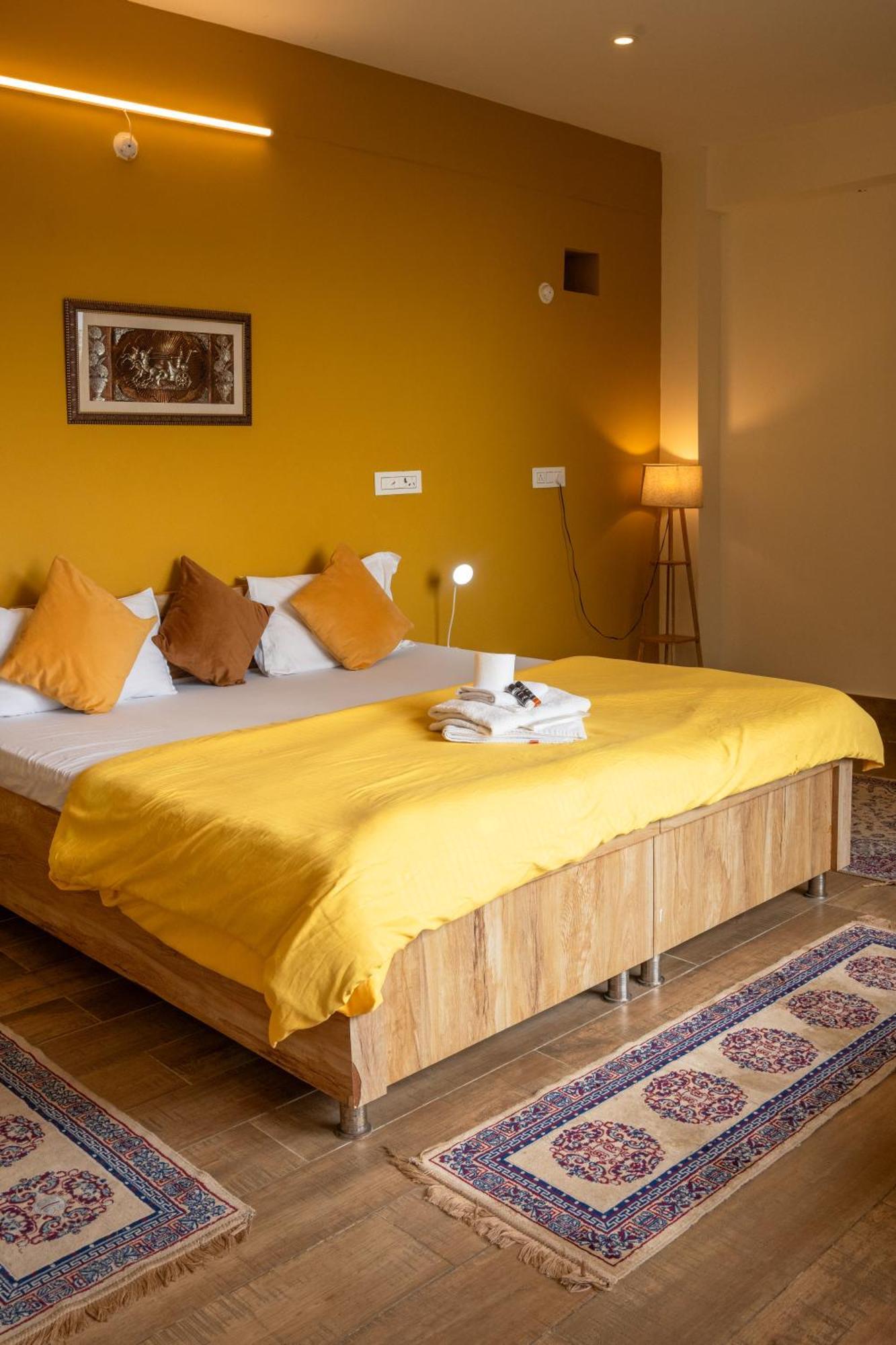 The Unmad - Dharamkot Bed & Breakfast Dharamshala Bagian luar foto