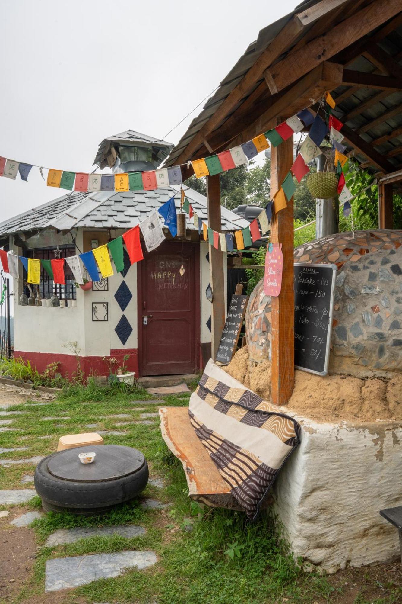The Unmad - Dharamkot Bed & Breakfast Dharamshala Bagian luar foto