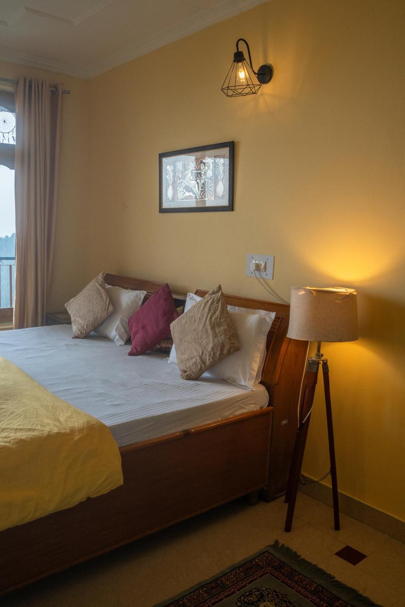 The Unmad - Dharamkot Bed & Breakfast Dharamshala Bagian luar foto