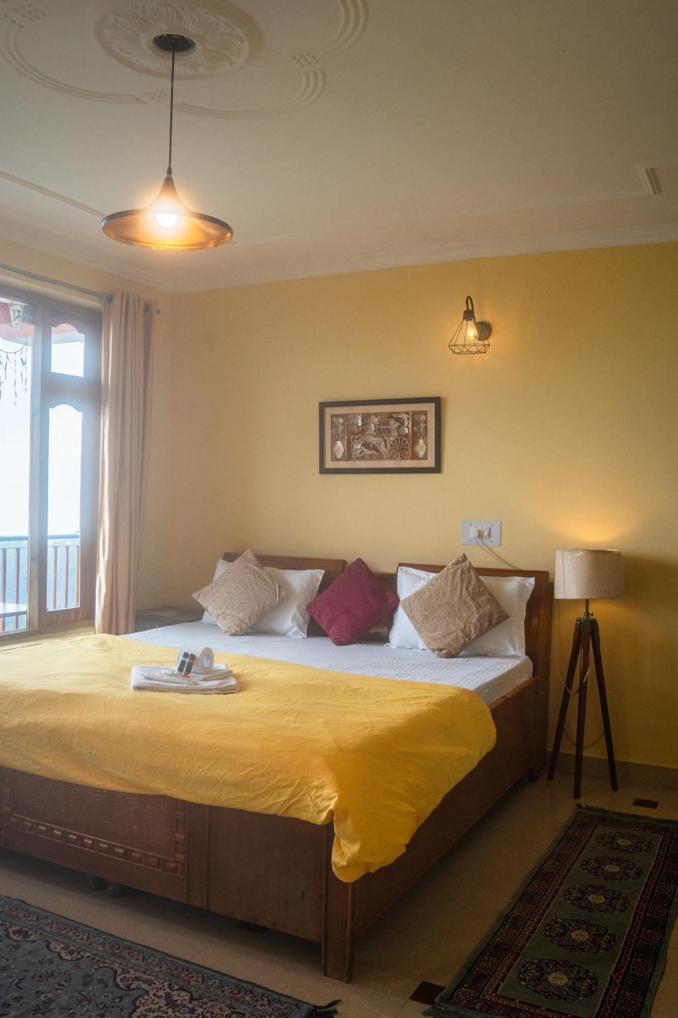 The Unmad - Dharamkot Bed & Breakfast Dharamshala Bagian luar foto